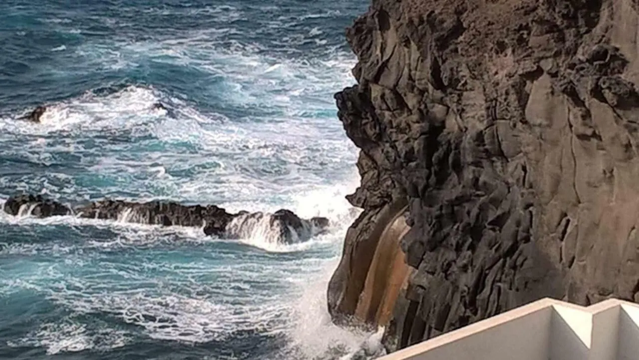 Caleta Los Roques Fasnia 0*,